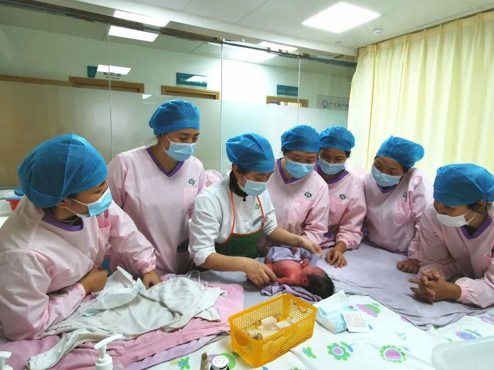 南平妇婴监护型护送